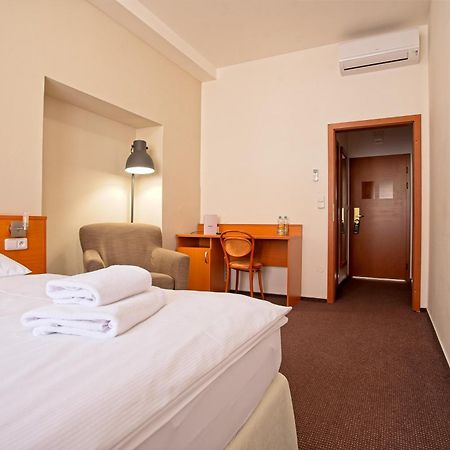 Wine Wellness Hotel Amande Hustopeče المظهر الخارجي الصورة