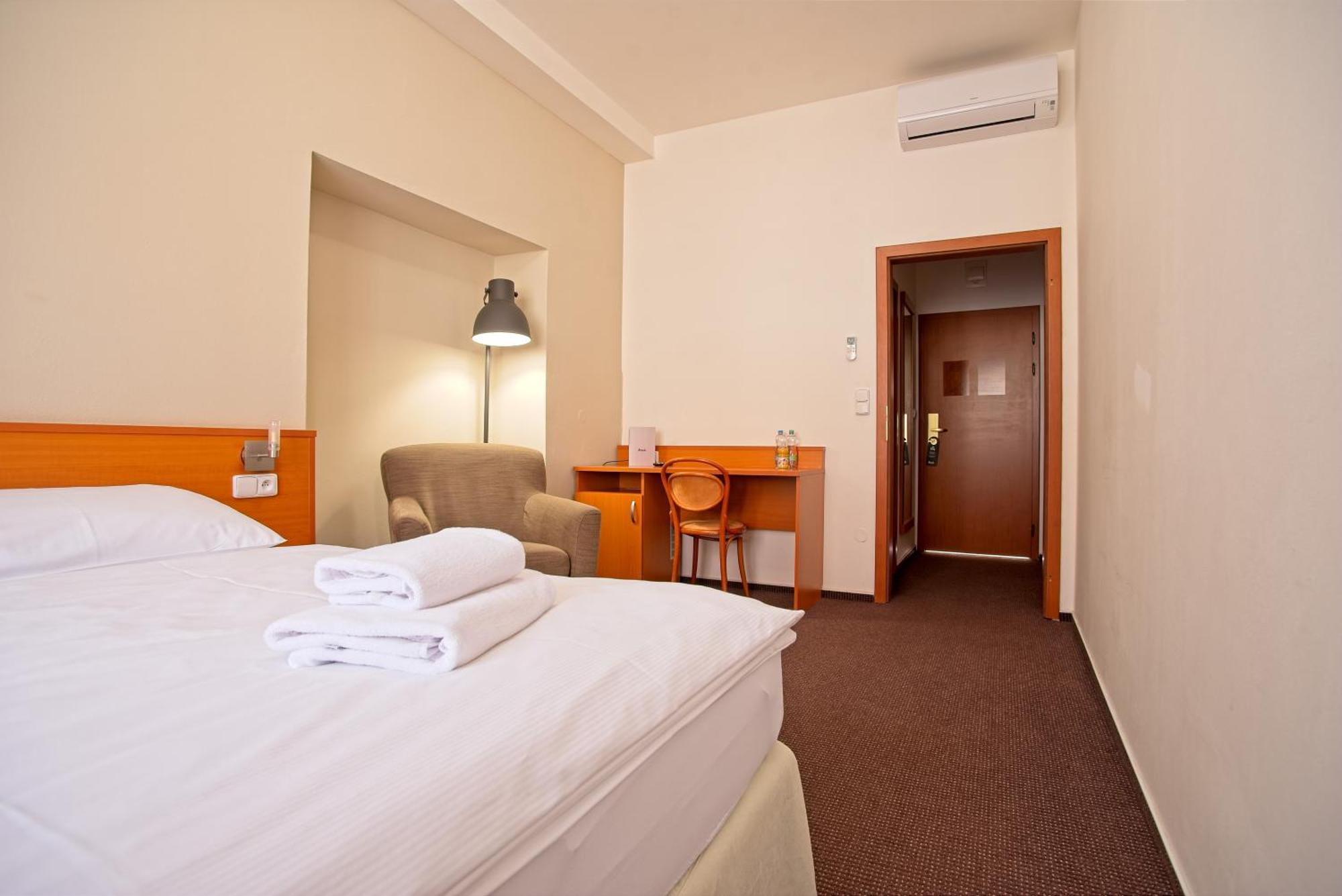 Wine Wellness Hotel Amande Hustopeče المظهر الخارجي الصورة